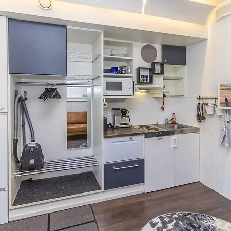 Vuosselin Helmi B21 By Interhome *